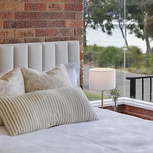 Apartment Pelican Waters 