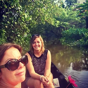 Inn Meluha River Cottages 