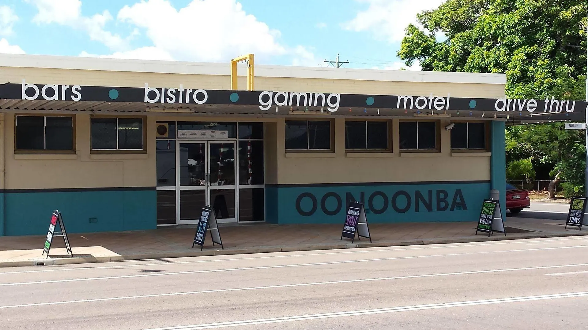 Oonoonba Hotel Motel Townsville