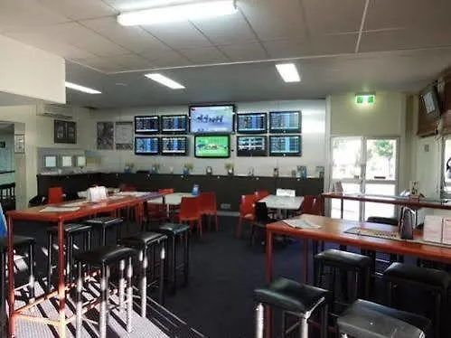 Oonoonba Hotel Motel Townsville